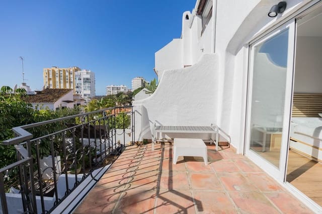 4 slaapkamer Halfvrijstaande villa te koop in Calahonda, Mijas - € 587.000 (Ref: 9670511)