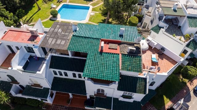 3 slaapkamer Huis te koop in La Dama de Noche - La Alzambra, Marbella met zwembad - € 678.000 (Ref: 9670513)