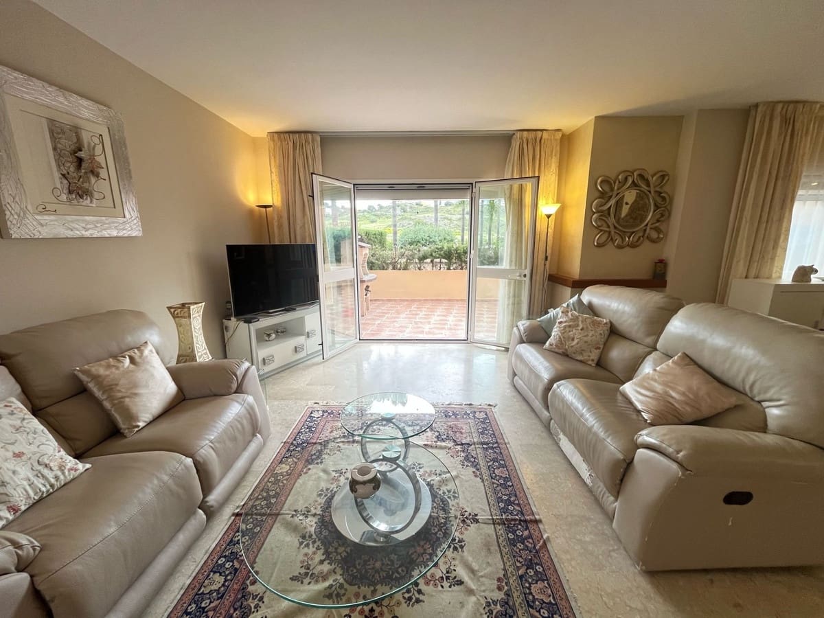 4 bedroom Townhouse for sale in Nueva Andalucia with pool - € 650,000 (Ref: 9670515)