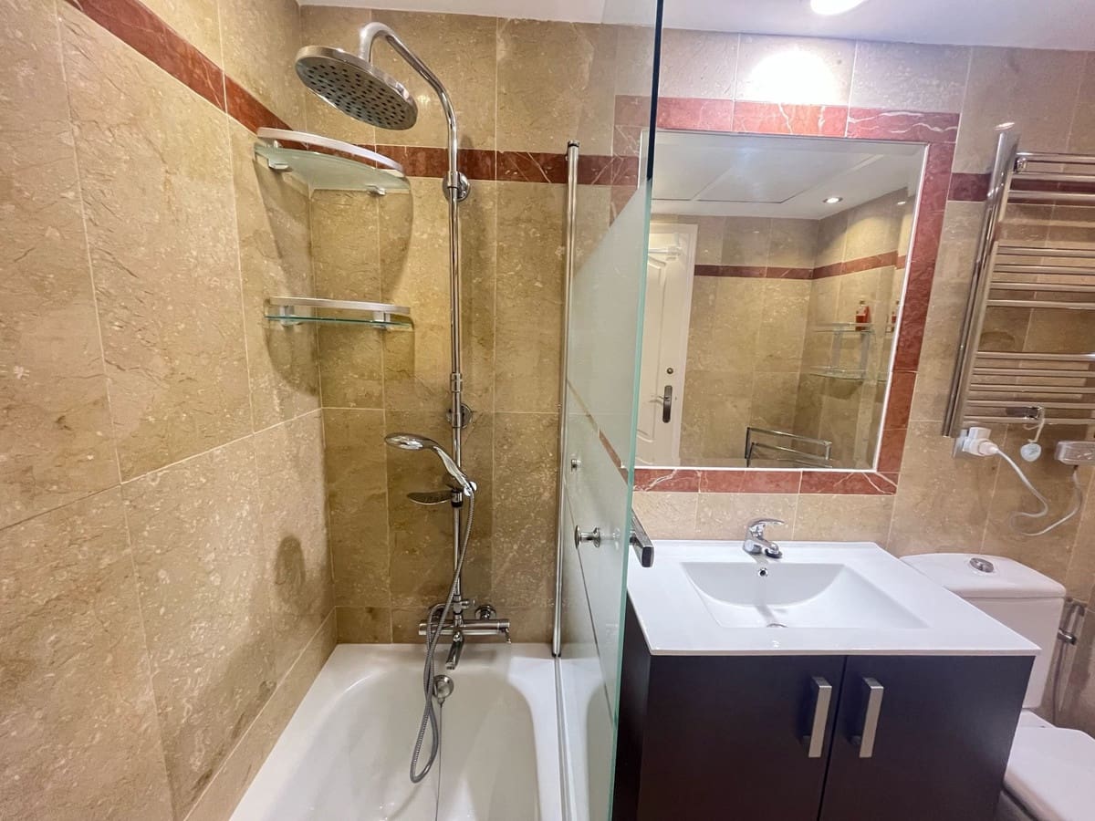 4 bedroom Townhouse for sale in Nueva Andalucia with pool - € 650,000 (Ref: 9670515)