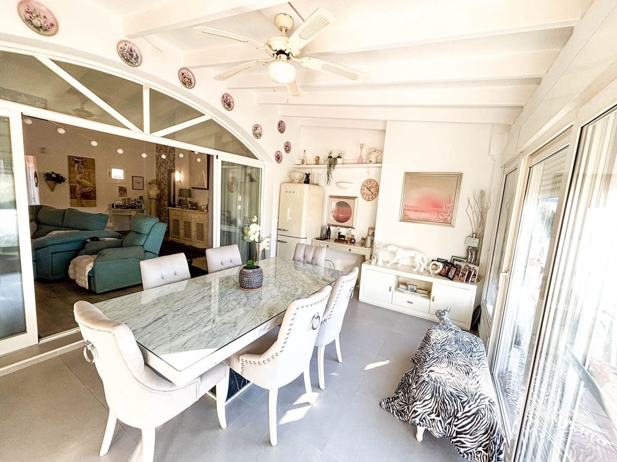 3 Zimmer Finca/Landgut zu verkaufen in Estepona mit Pool - 878.000 € (Ref: 9670519)