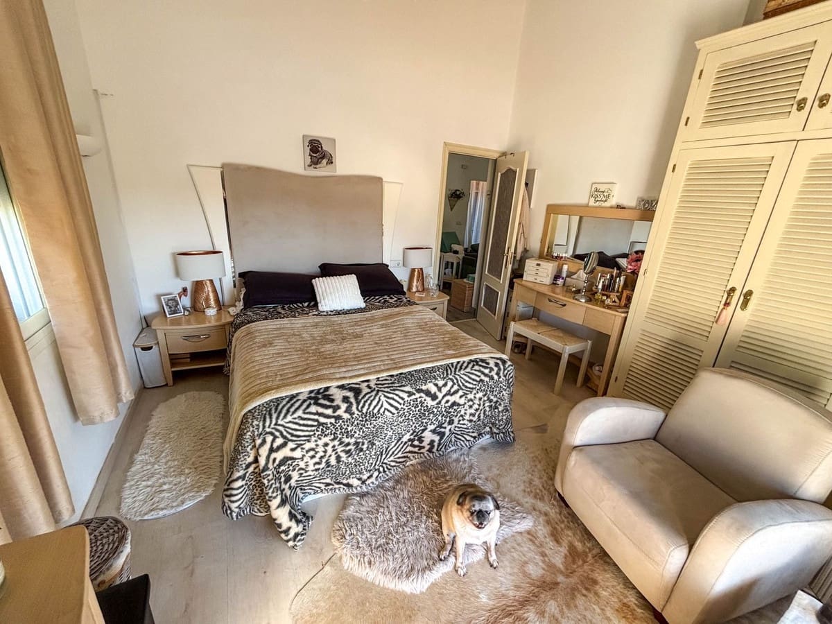 3 Zimmer Finca/Landgut zu verkaufen in Estepona mit Pool - 878.000 € (Ref: 9670519)