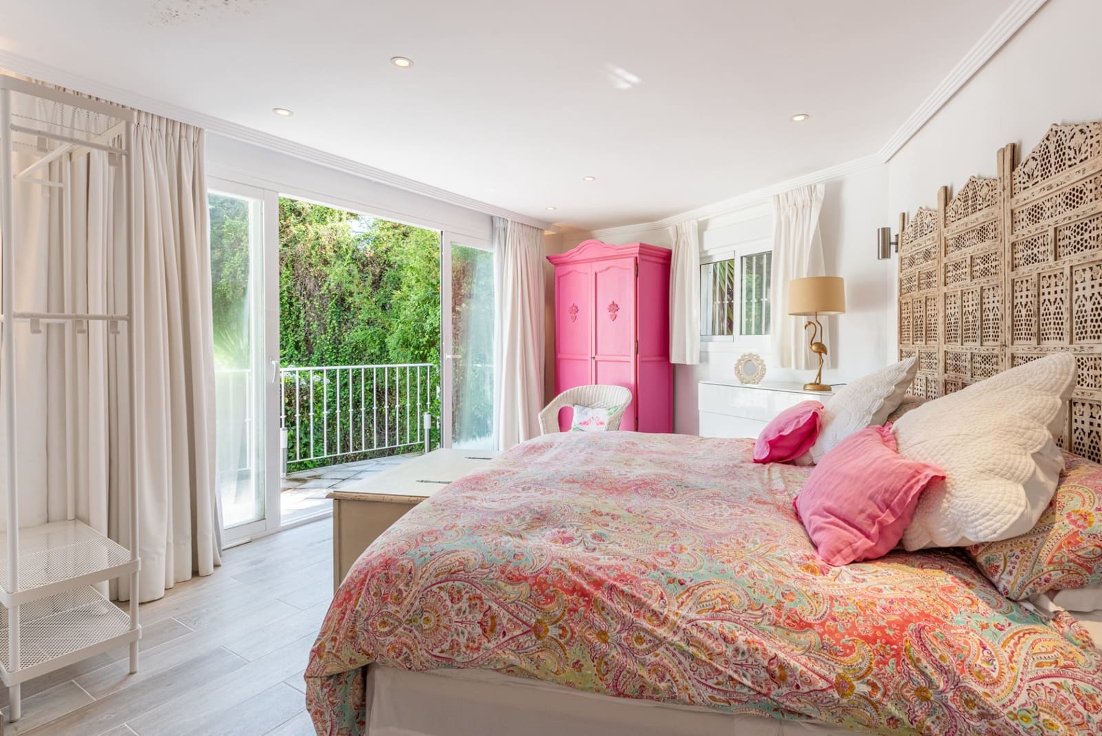 4 quarto Moradia para venda em Benahavis com piscina - 1 150 000 € (Ref: 9677331)