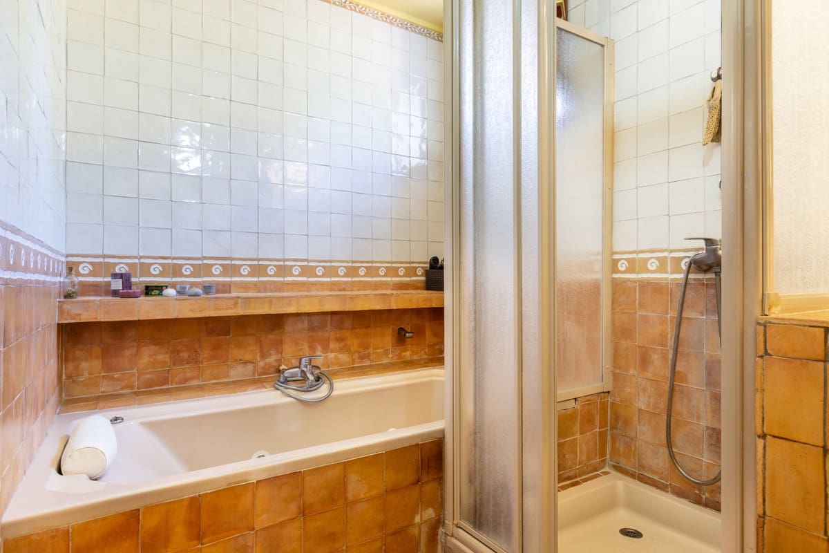 4 sovrum Villa till salu i Elviria med pool garage - 1 198 000 € (Ref: 9677332)