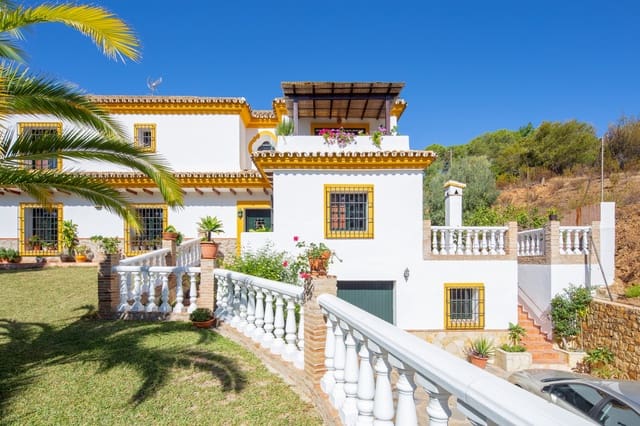 4 quarto Moradia para venda em Elviria, Marbella com piscina garagem - 1 250 000 € (Ref: 9677332)