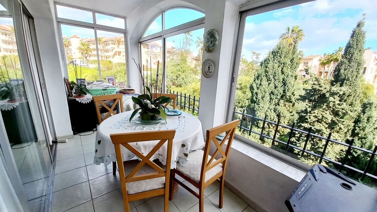 6 soveværelse Villa til salg i El Faro med swimmingpool - € 749.000 (Ref: 9677335)