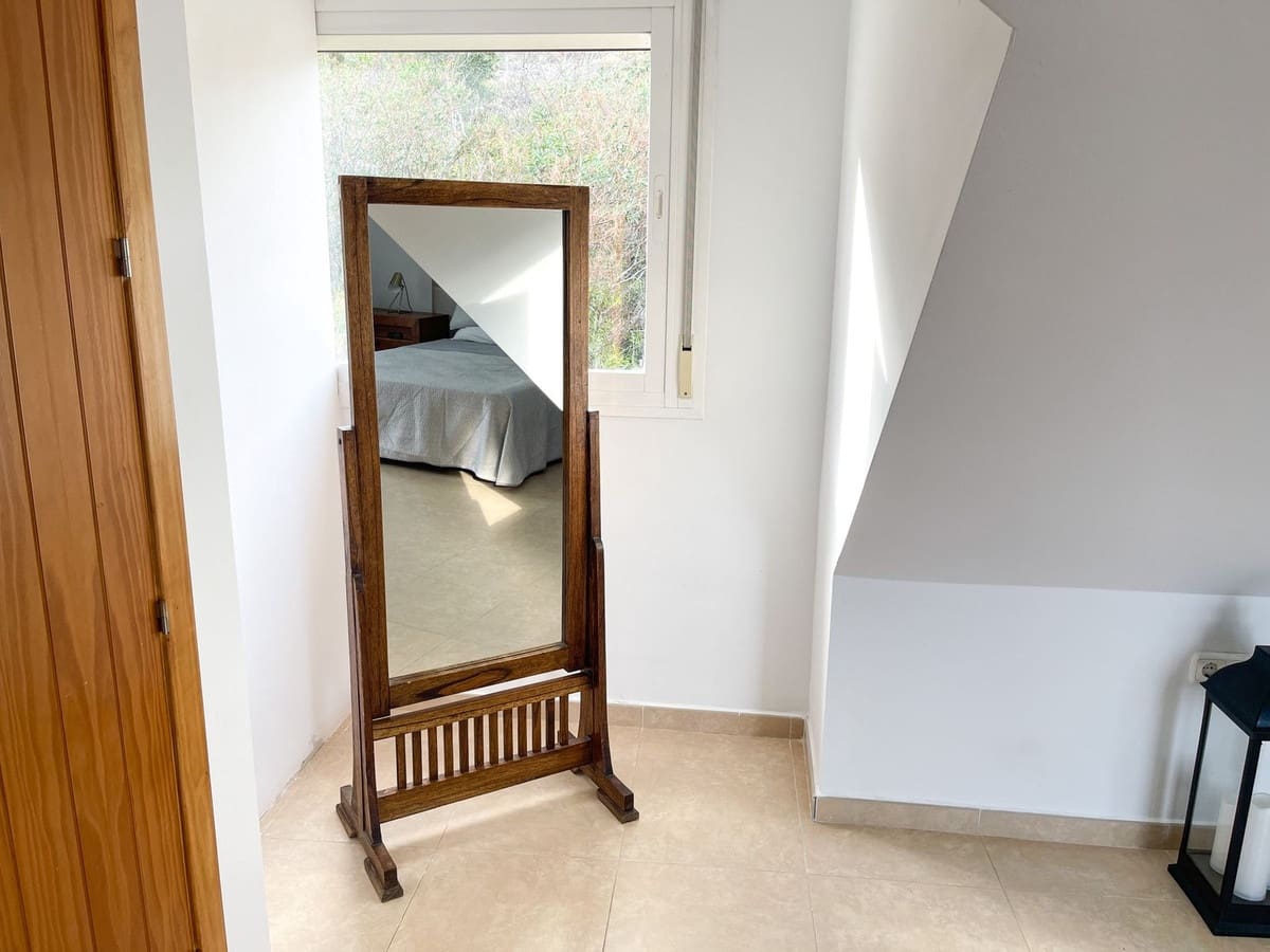 3 soverom Kjedet enebolig til salgs i Benalmadena med svømmebasseng garasje - € 830 000 (Ref: 9677340)