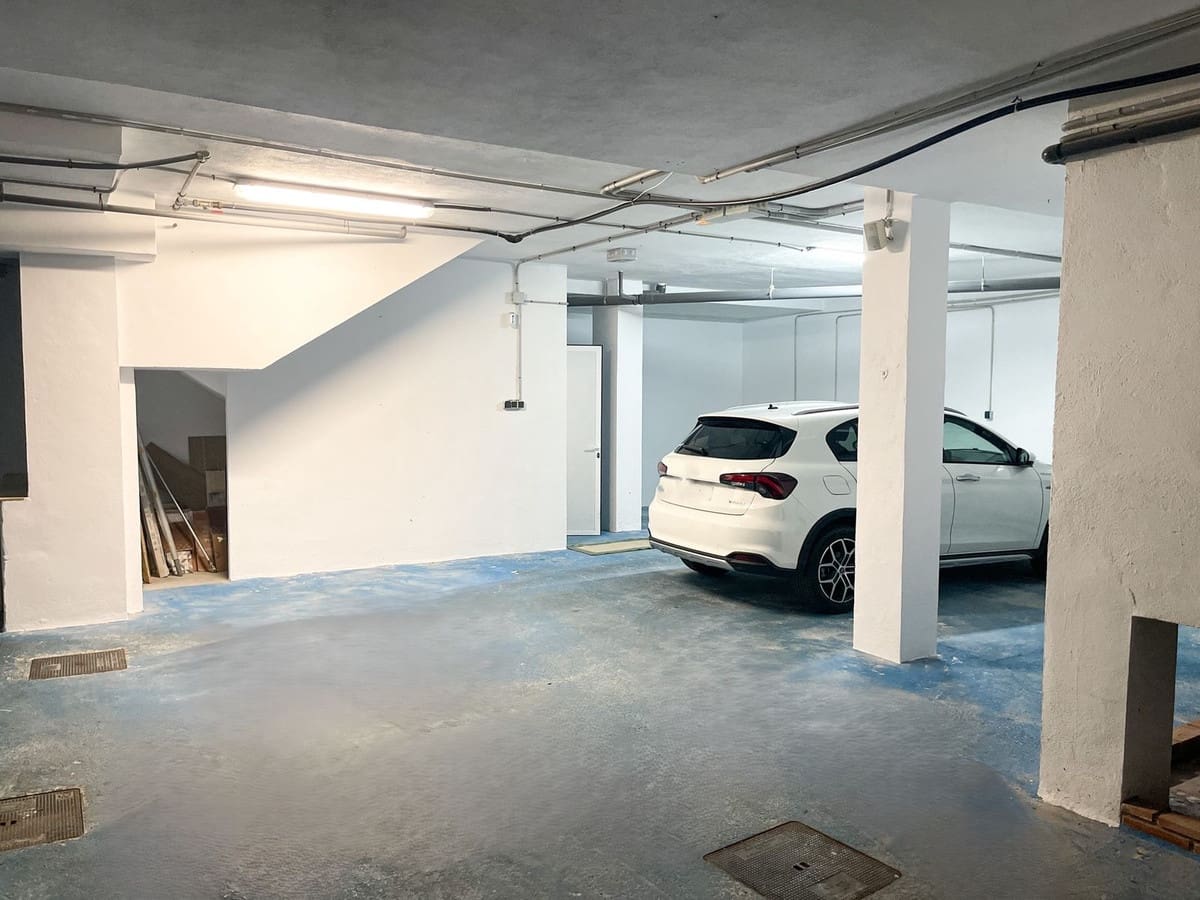 3 soverom Kjedet enebolig til salgs i Benalmadena med svømmebasseng garasje - € 830 000 (Ref: 9677340)