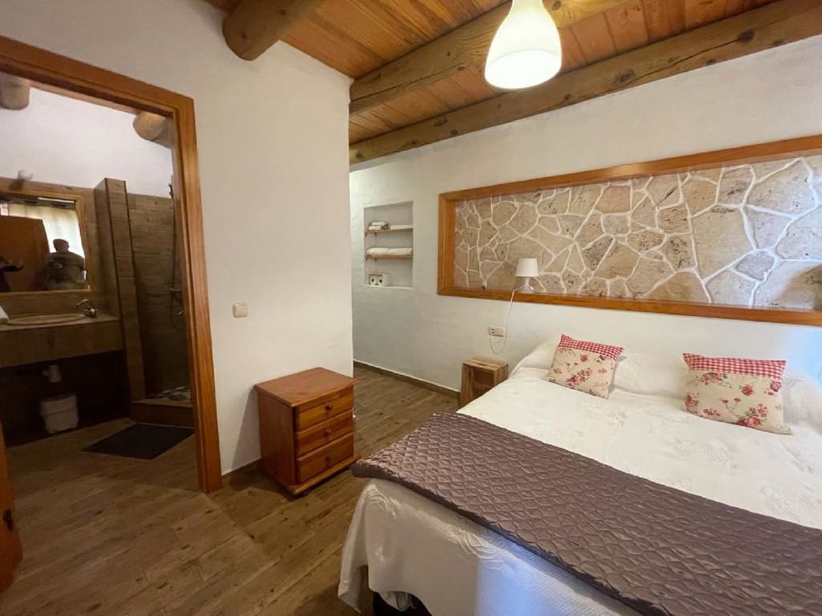 Hotel de 16 habitaciones en Alhaurín el Grande en venta con piscina - 3.175.000 € (Ref: 9677342)