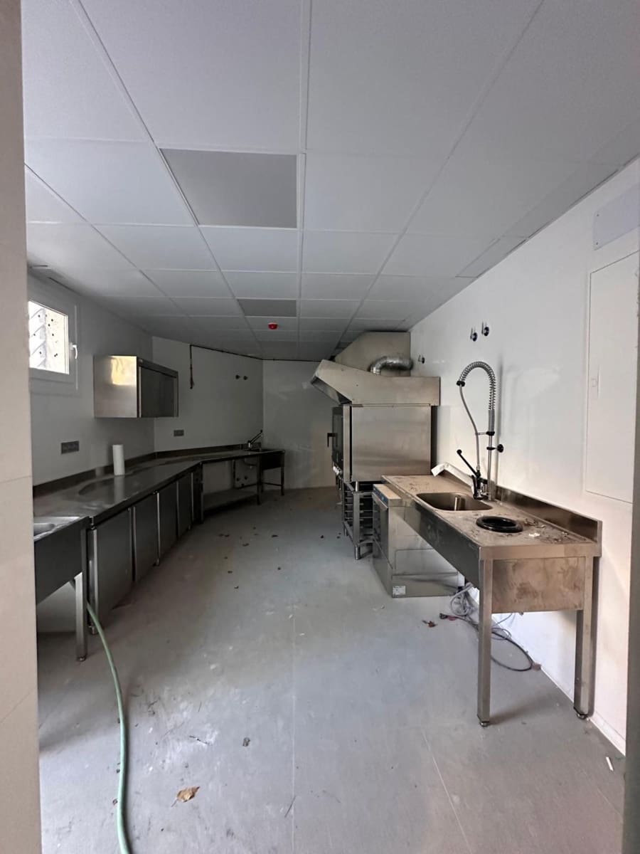 59 Zimmer Hotel zu verkaufen in Torremolinos - 8.500.000 € (Ref: 9677343)