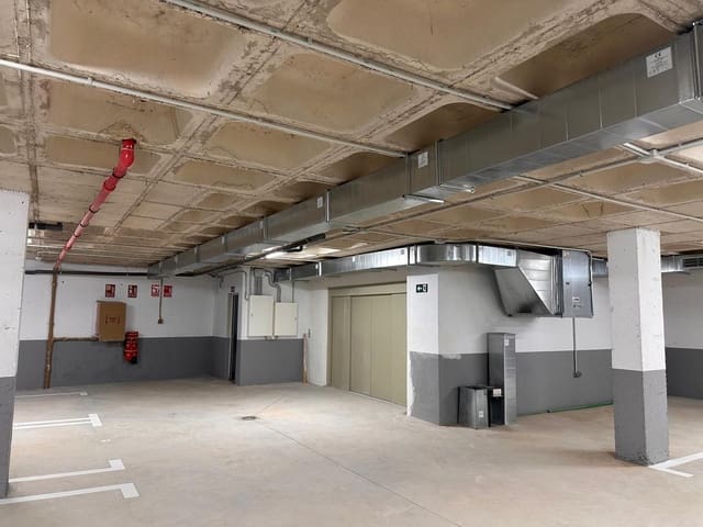 59 bedroom Hotel for sale in Torremolinos - € 8,500,000 (Ref: 9677343)