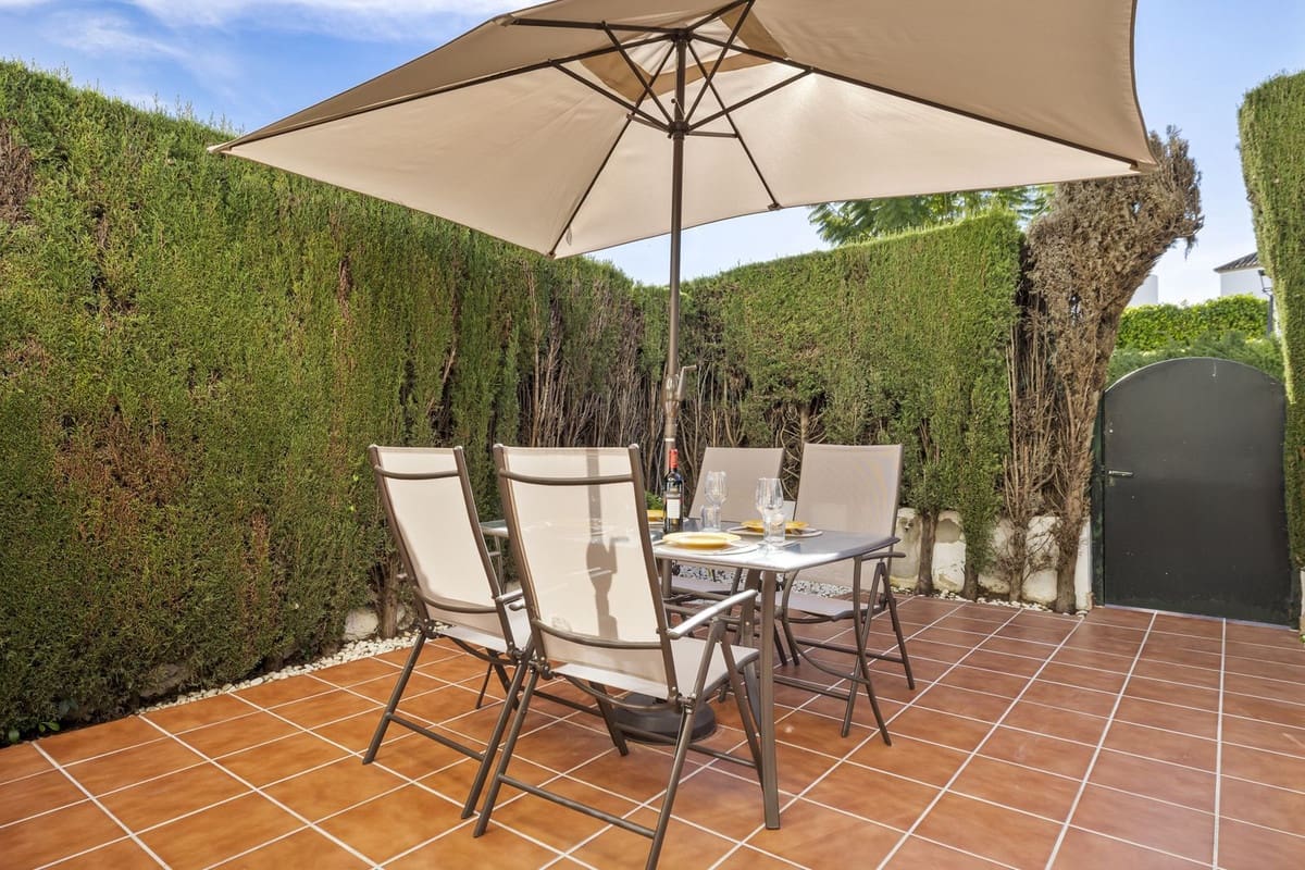 2 bedroom Townhouse for sale in Bel-Air with pool - € 485,000 (Ref: 9677344)