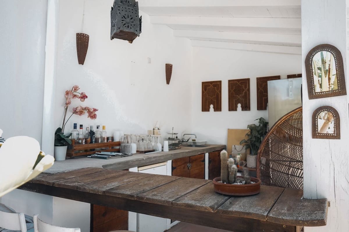 10 bedroom Guesthouse/B & B for sale in Alhaurin el Grande with pool - € 1,395,000 (Ref: 9677350)