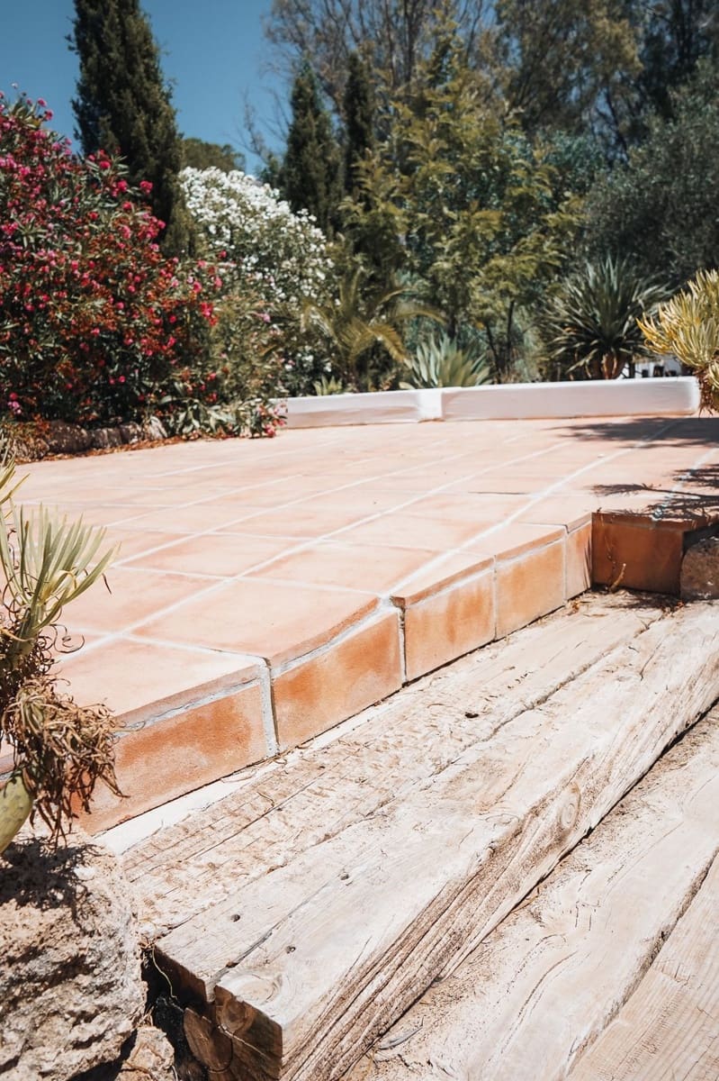 10 bedroom Guesthouse/B & B for sale in Alhaurin el Grande with pool - € 1,395,000 (Ref: 9677350)