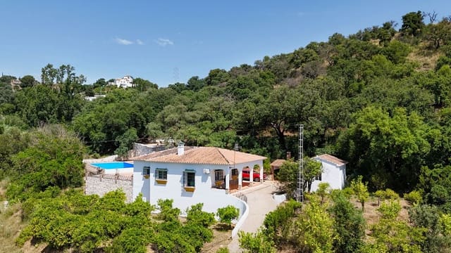 3 Zimmer Villa zu verkaufen in Alhaurín el Grande mit Pool - 649.000 € (Ref: 9677351)