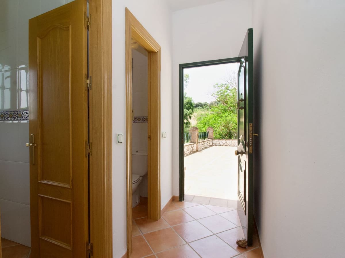 3 Zimmer Villa zu verkaufen in Alhaurin el Grande mit Pool - 649.000 € (Ref: 9677351)