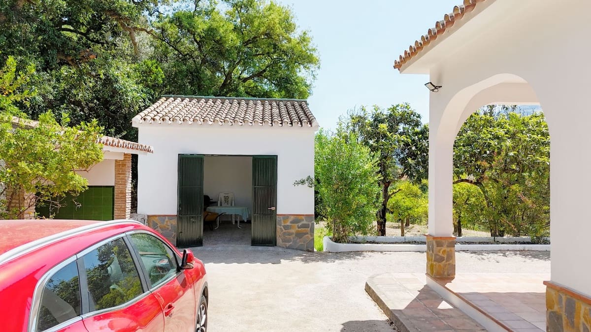 3 quarto Moradia para venda em Alhaurin el Grande com piscina - 649 000 € (Ref: 9677351)