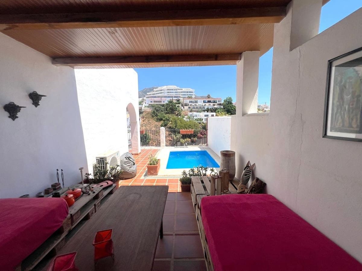 3 soveværelse Semi-Rækkehus til salg i Fuengirola med swimmingpool - € 465.000 (Ref: 9677355)