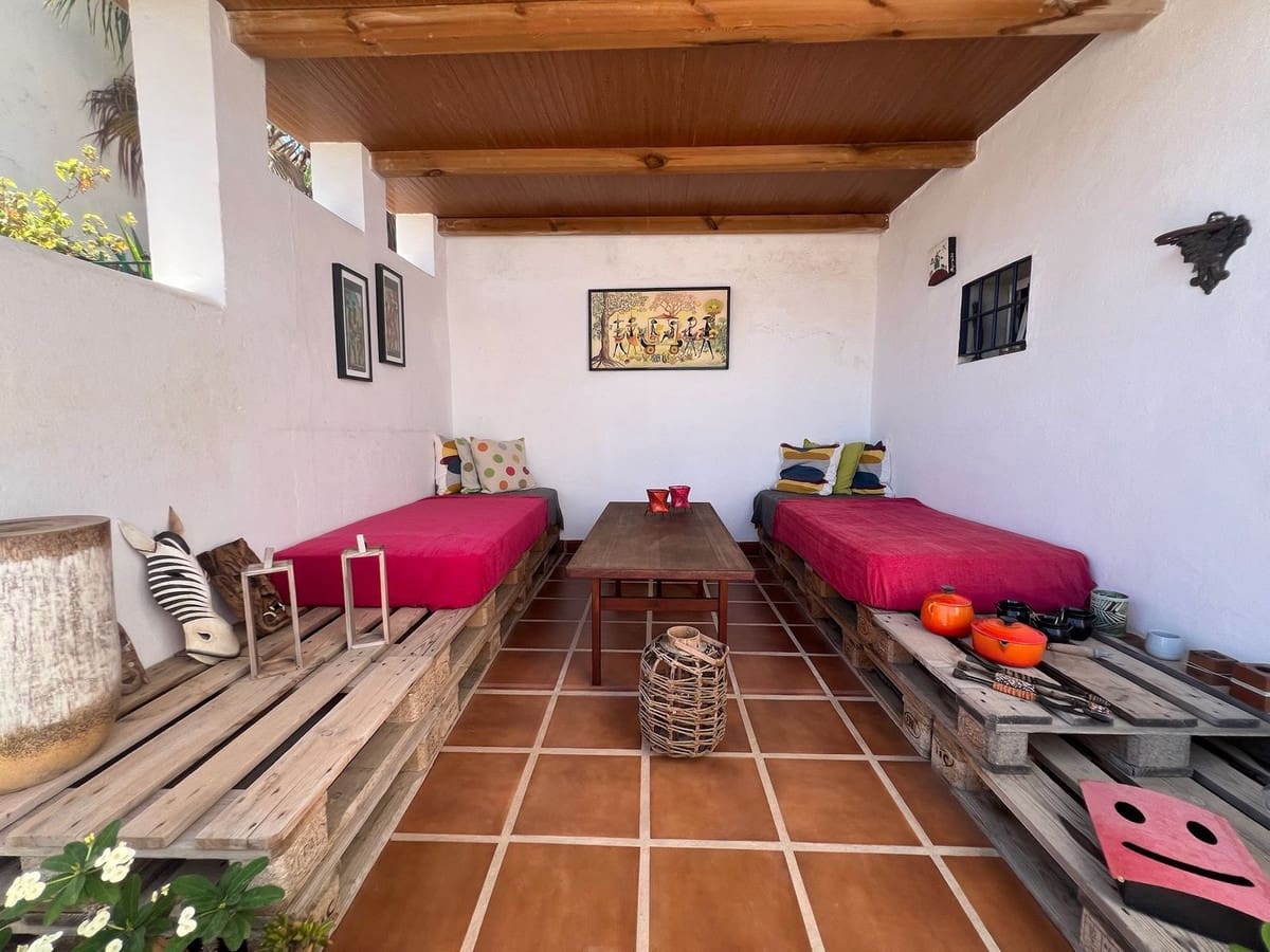 3 soveværelse Semi-Rækkehus til salg i Fuengirola med swimmingpool - € 465.000 (Ref: 9677355)