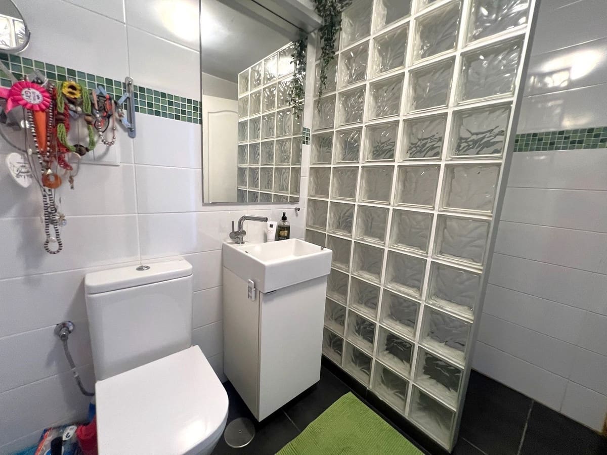 3 soveværelse Semi-Rækkehus til salg i Fuengirola med swimmingpool - € 465.000 (Ref: 9677355)