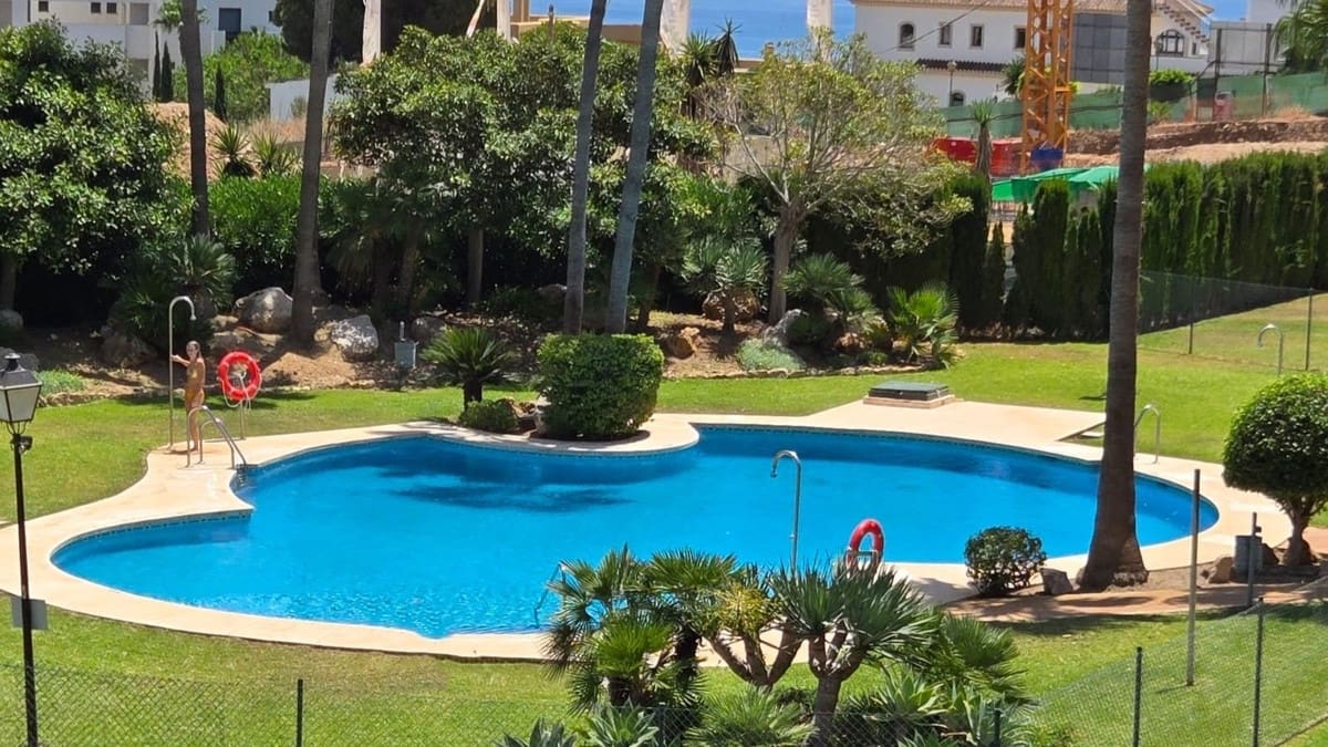 4 Zimmer Haus zu verkaufen in La Cala de Mijas mit Pool Garage - 599.000 € (Ref: 9677356)