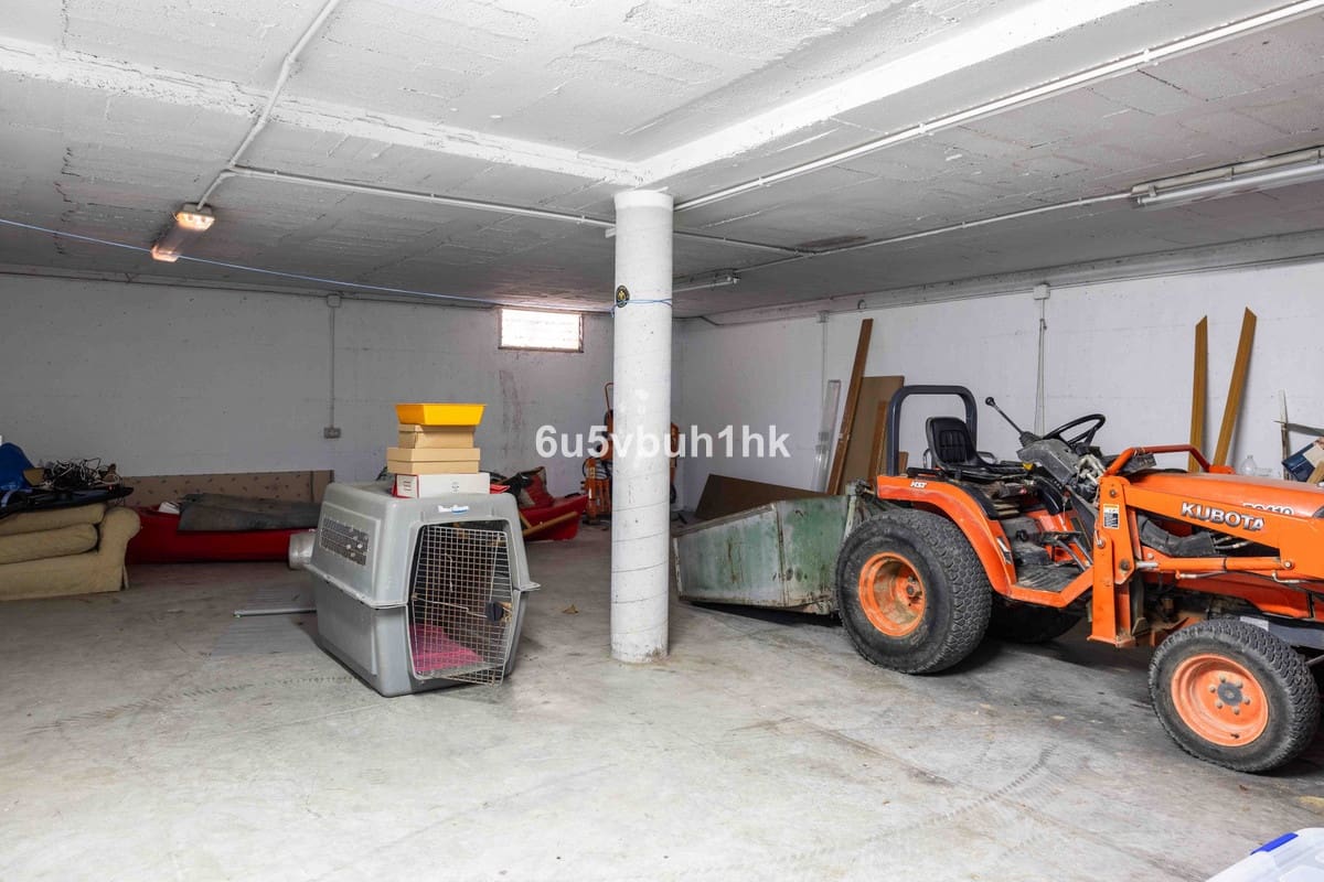 Finca/Casa Rural de 4 habitaciones en Alhaurín el Grande en venta con piscina - 999.000 € (Ref: 9677358)