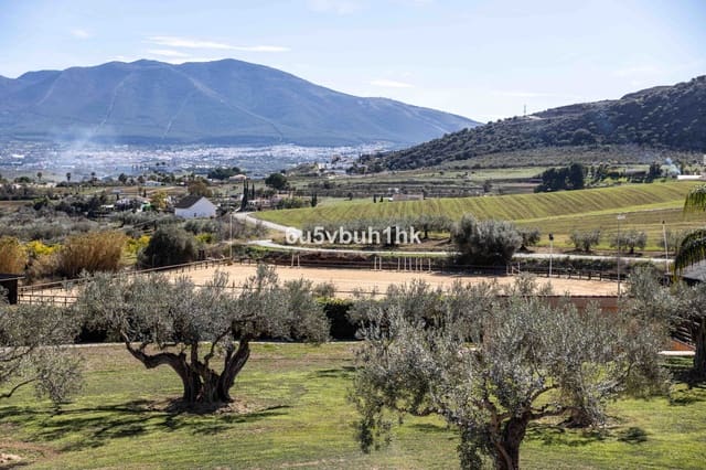 Finca/Casa Rural de 4 habitaciones en Alhaurín el Grande en venta con piscina - 999.000 € (Ref: 9677358)