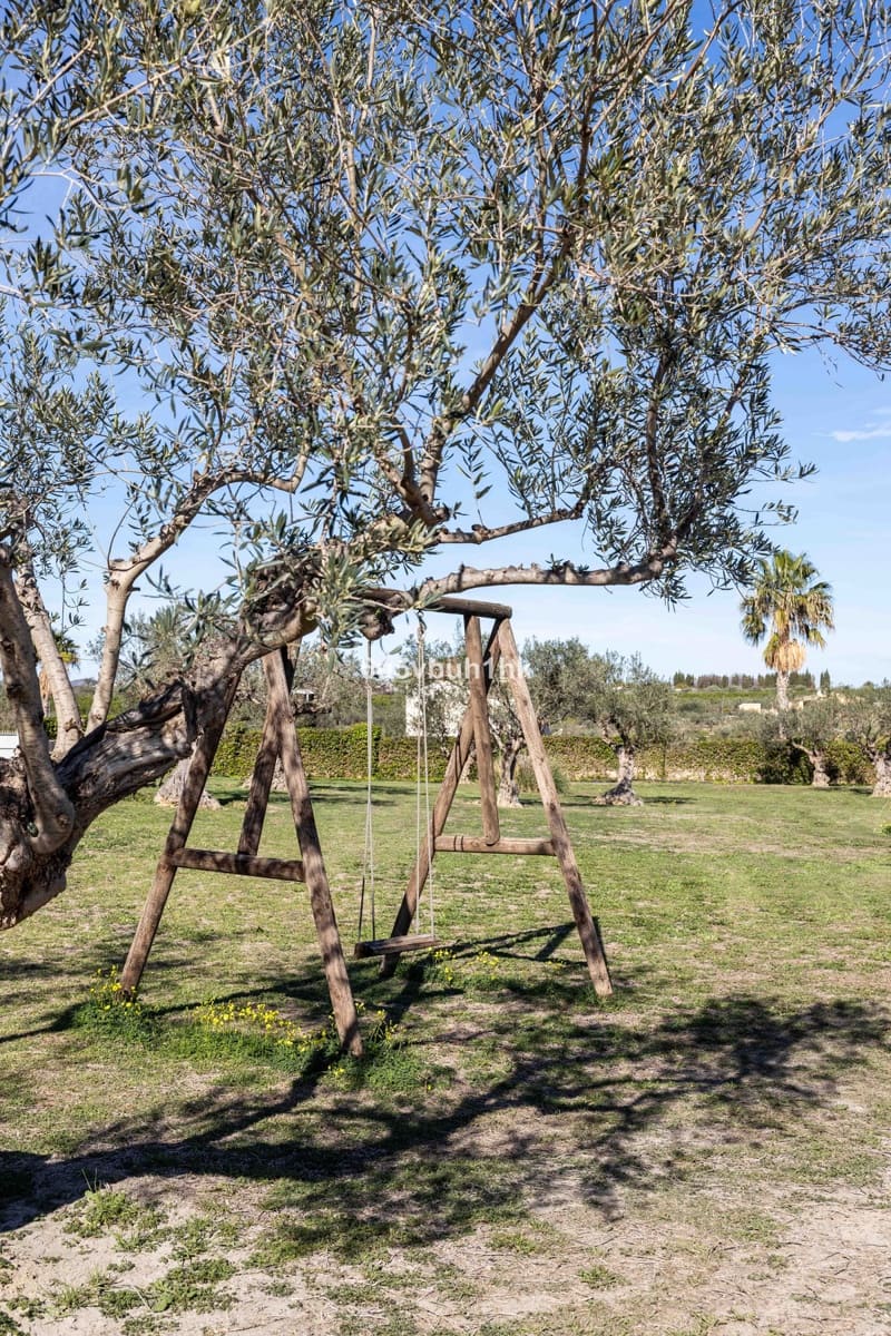 Finca/Casa Rural de 4 habitaciones en Alhaurín el Grande en venta con piscina - 999.000 € (Ref: 9677358)