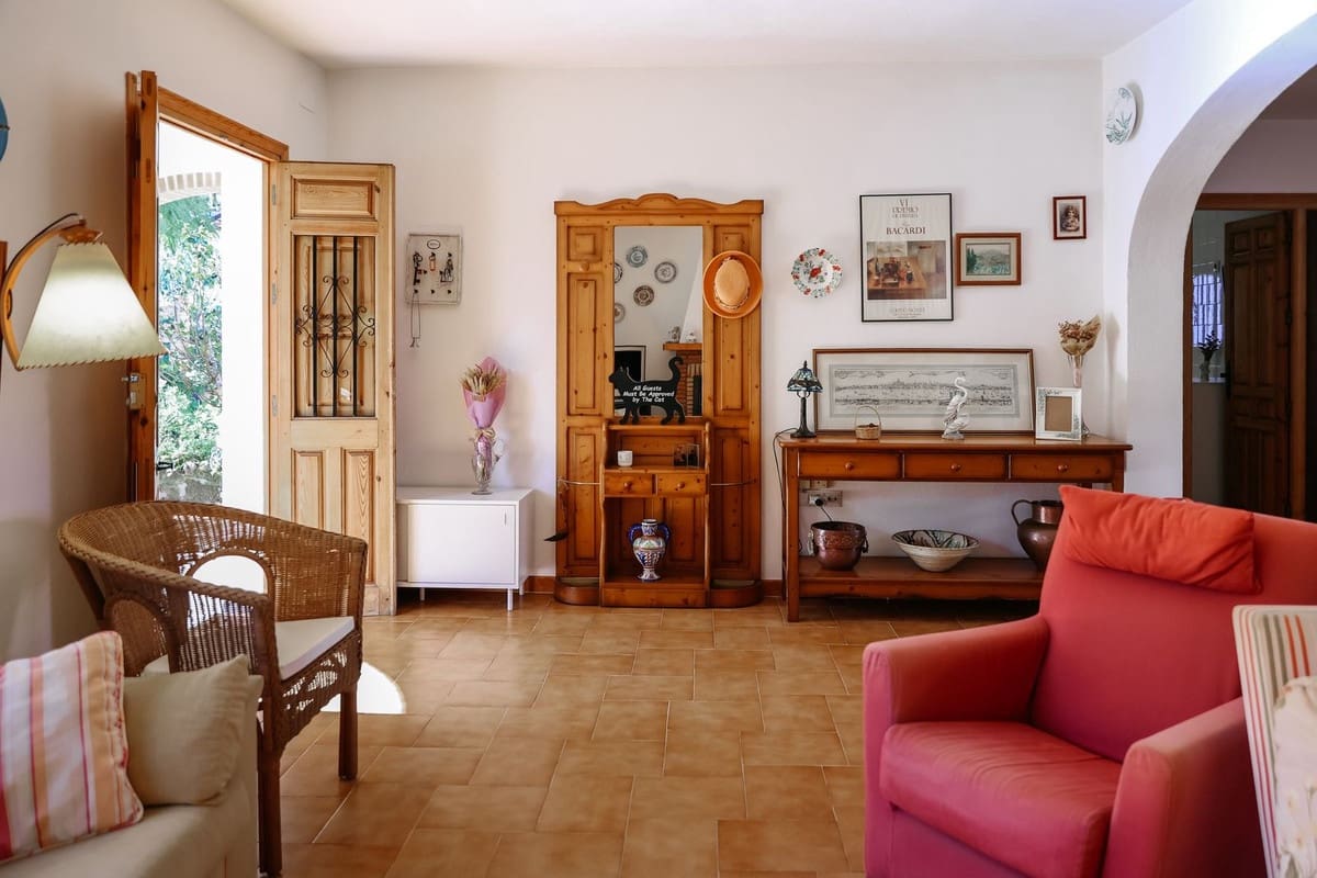 5 Zimmer Finca/Landgut zu verkaufen in Alhaurin el Grande mit Pool - 795.000 € (Ref: 9677359)