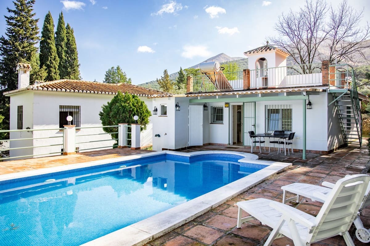 5 Zimmer Finca/Landgut zu verkaufen in Alhaurin el Grande mit Pool - 795.000 € (Ref: 9677359)