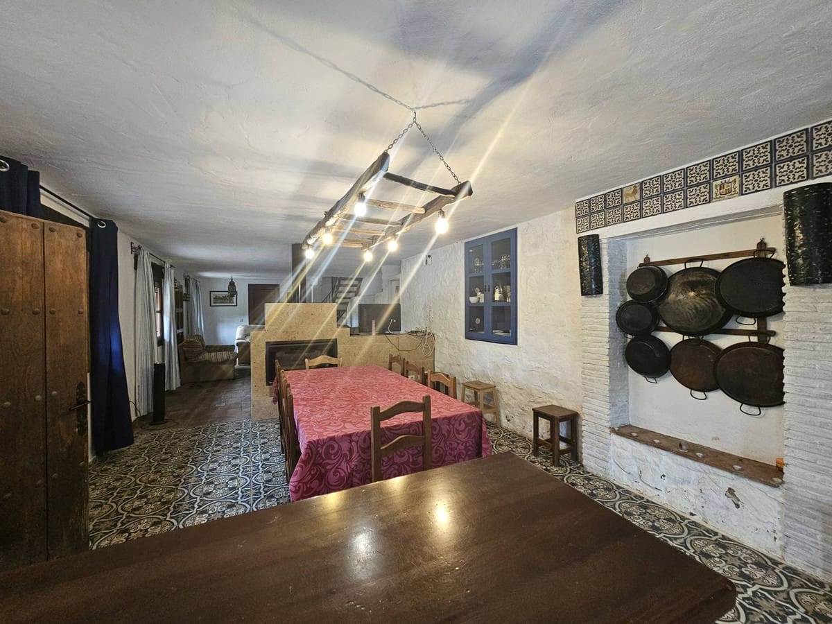 5 bedroom Finca/Country House for sale in Gaucin with pool - € 850,000 (Ref: 9677361)