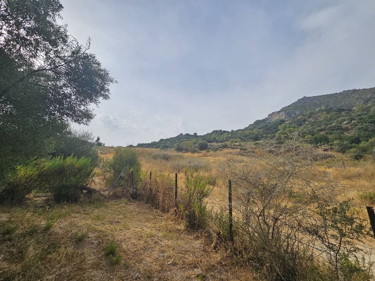 5 bedroom Finca/Country House for sale in Gaucin with pool - € 850,000 (Ref: 9677361)