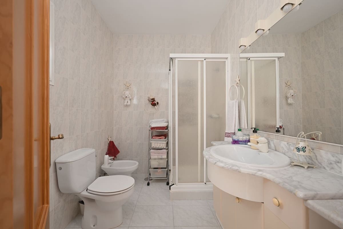 4 bedroom Finca/Country House for sale in Alhaurin el Grande with pool - € 765,000 (Ref: 9677362)