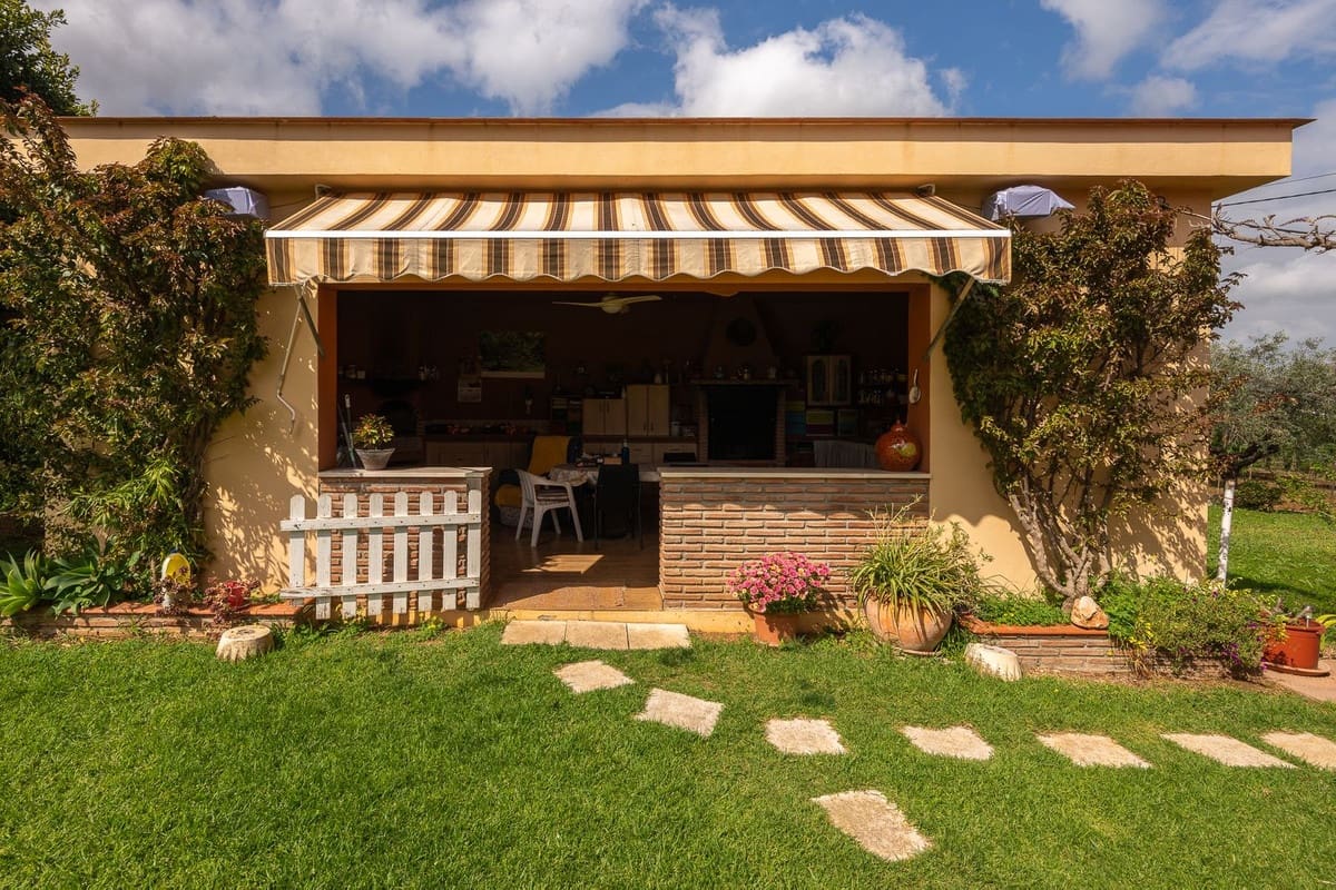 4 bedroom Finca/Country House for sale in Alhaurin el Grande with pool - € 765,000 (Ref: 9677362)