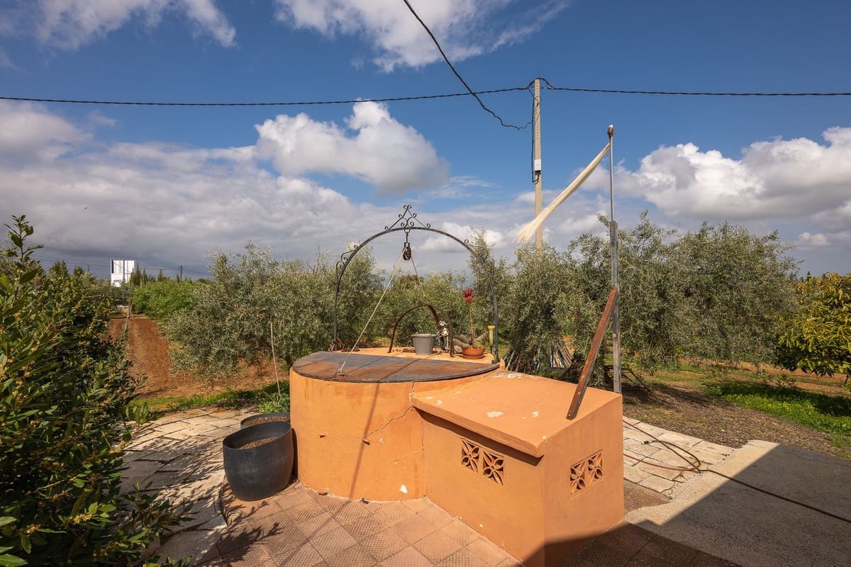 4 bedroom Finca/Country House for sale in Alhaurin el Grande with pool - € 765,000 (Ref: 9677362)