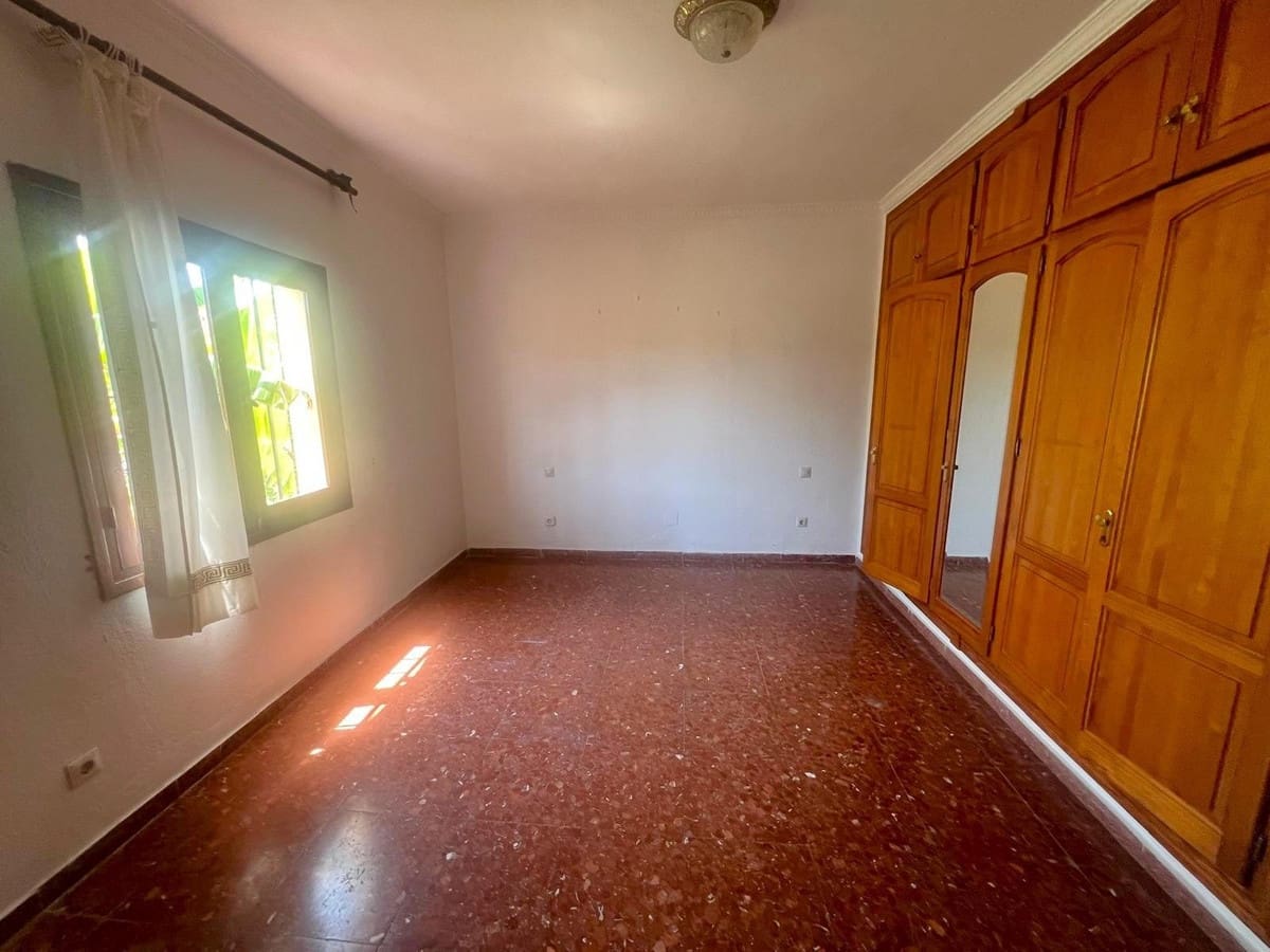 4 camera da letto Villa in vendita in Estepona con piscina garage - 850.000 € (Rif: 9677365)