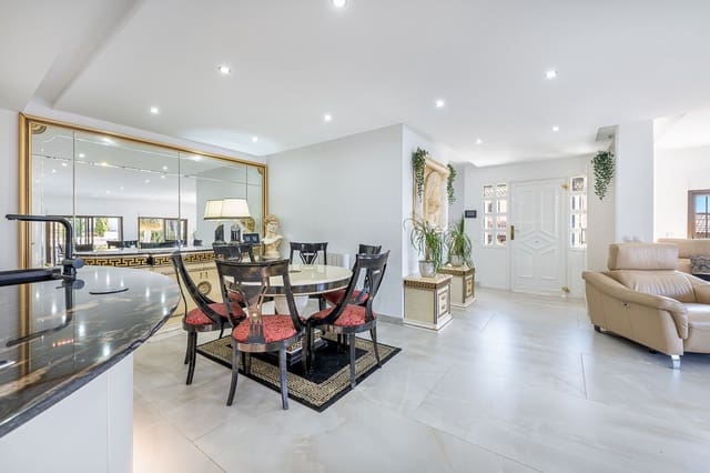 4 soverom Villa til salgs i Montealto - Monterrey, Benalmádena med svømmebasseng garasje - € 1 190 000 (Ref: 9683458)