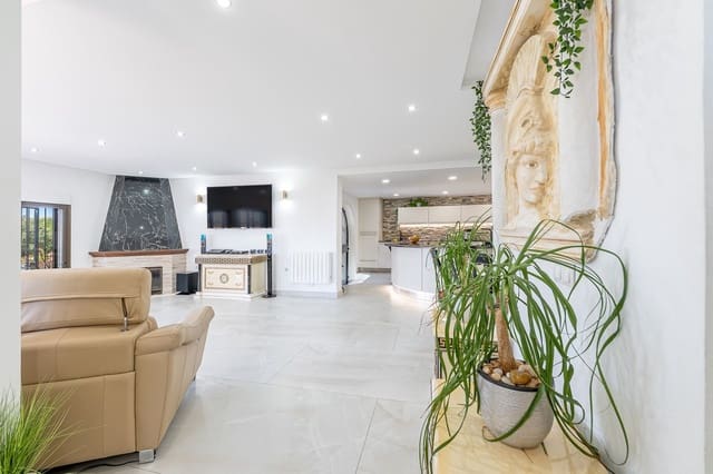 4 soverom Villa til salgs i Montealto - Monterrey, Benalmádena med svømmebasseng garasje - € 1 190 000 (Ref: 9683458)