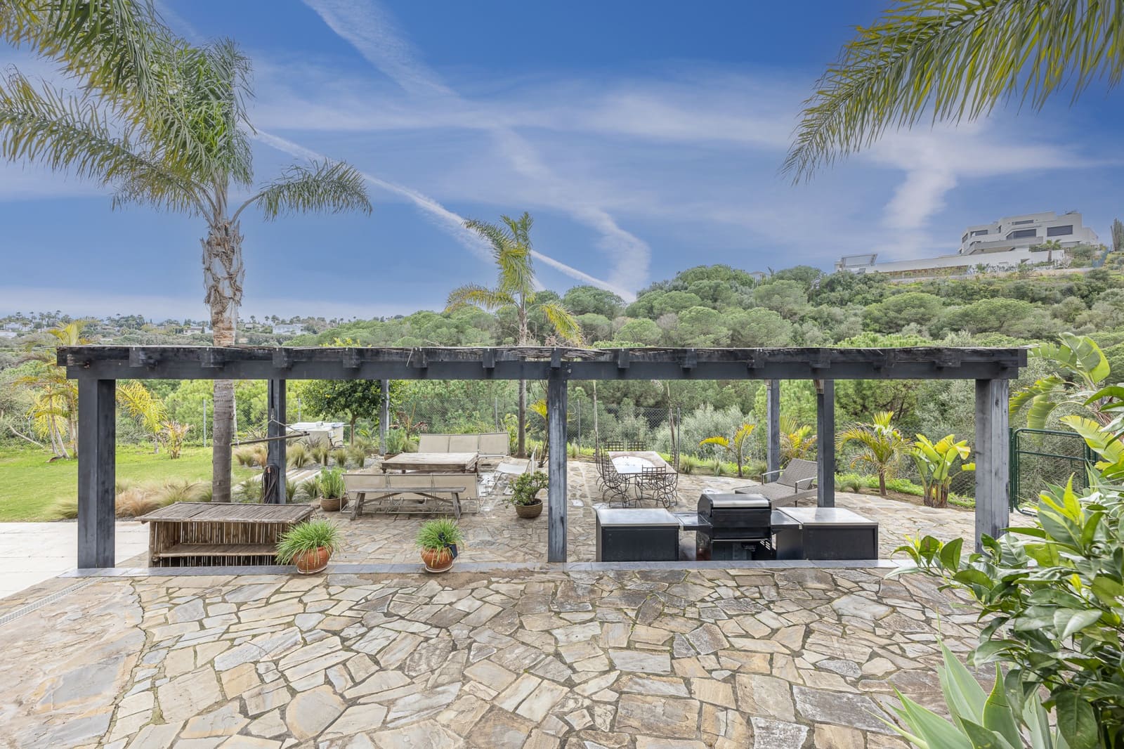 4 Zimmer Villa zu verkaufen in Sotogrande mit Pool - 1.275.000 € (Ref: 9683460)