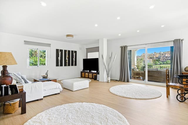 5 camera da letto Villa in vendita in Centro, Estepona con piscina - 1.390.000 € (Rif: 9683461)