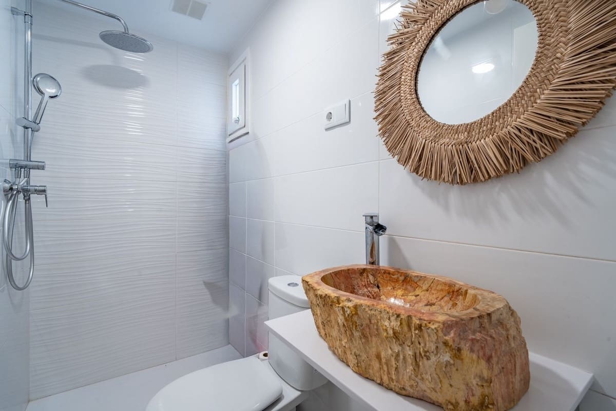 2 Zimmer Villa zu verkaufen in Malaga Stadt mit Pool - 795.000 € (Ref: 9683462)