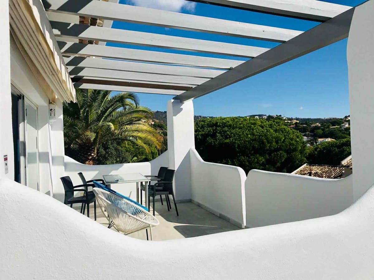 5 slaapkamer Villa te koop in Elviria met zwembad - € 1.499.000 (Ref: 9683466)