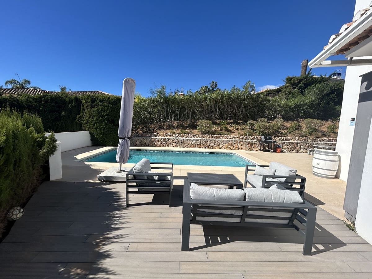 5 slaapkamer Villa te koop in Elviria met zwembad - € 1.499.000 (Ref: 9683466)