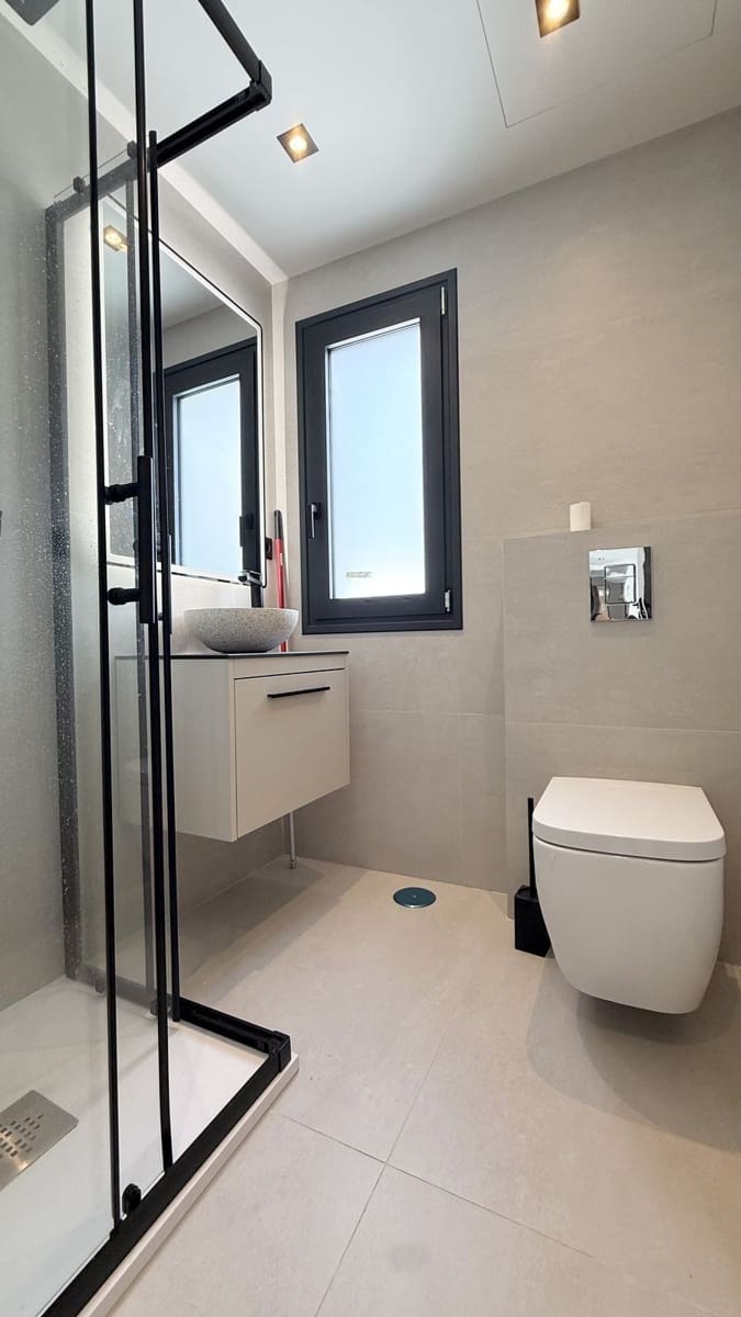 5 makuuhuone Huvila myytävänä paikassa Nueva Andalucia mukana uima-altaan - 2 200 000 € (Ref: 9686316)