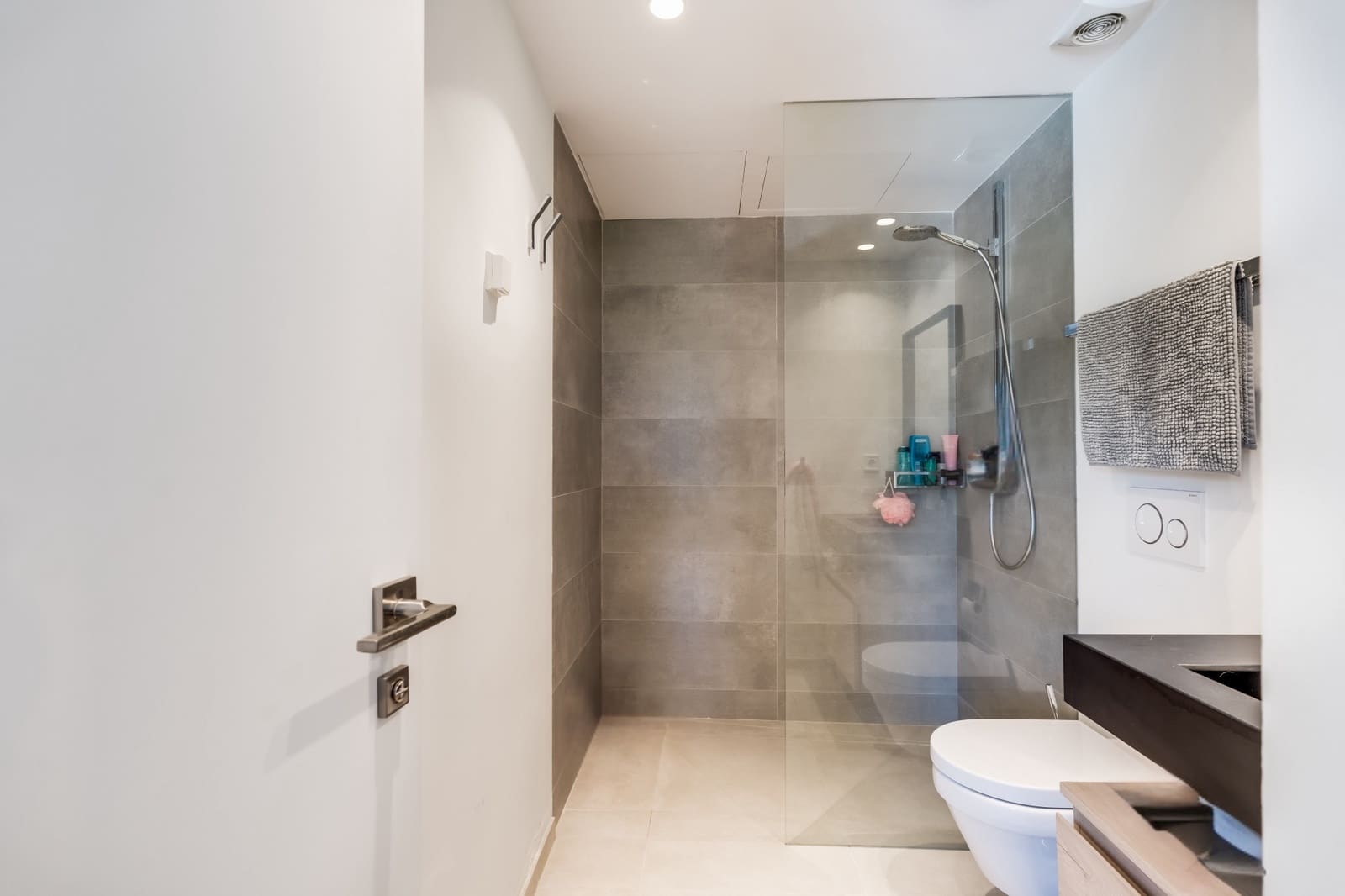 4 makuuhuone Huvila myytävänä paikassa Nueva Andalucia mukana uima-altaan - 1 895 000 € (Ref: 9690509)