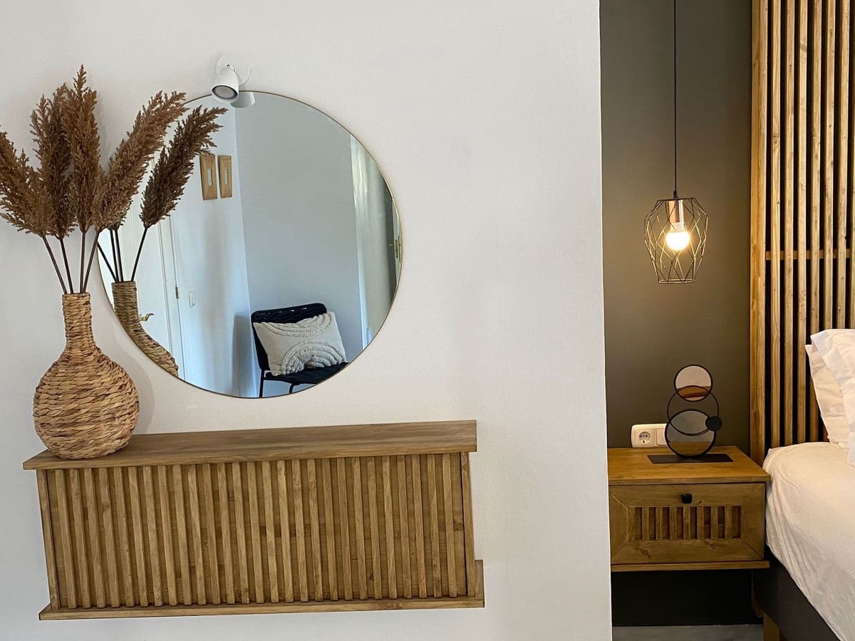 6 bedroom Villa for sale in Nueva Andalucia with pool - € 1,399,500 (Ref: 9698772)