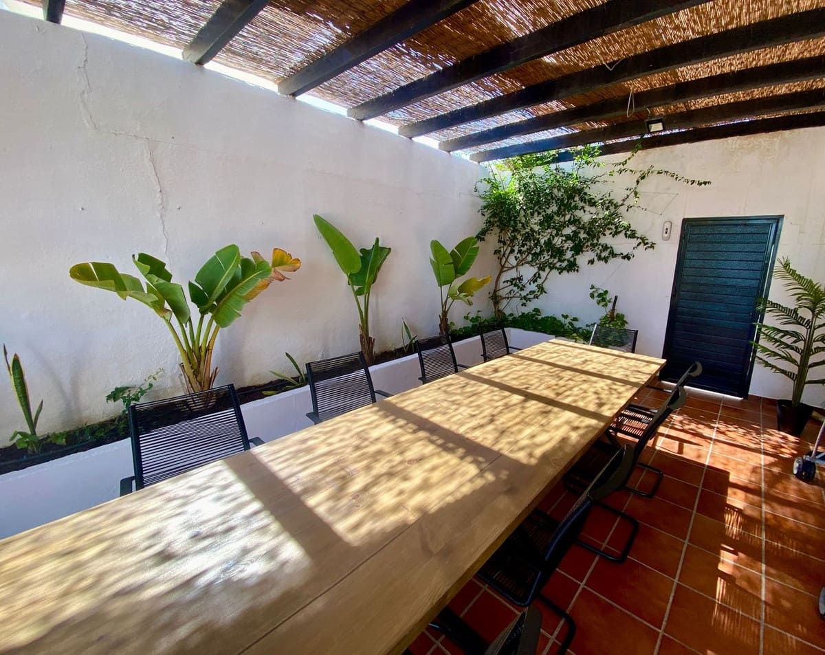 Chalet de 6 habitaciones en Nueva Andalucia en venta con piscina - 1.399.000 € (Ref: 9698772)