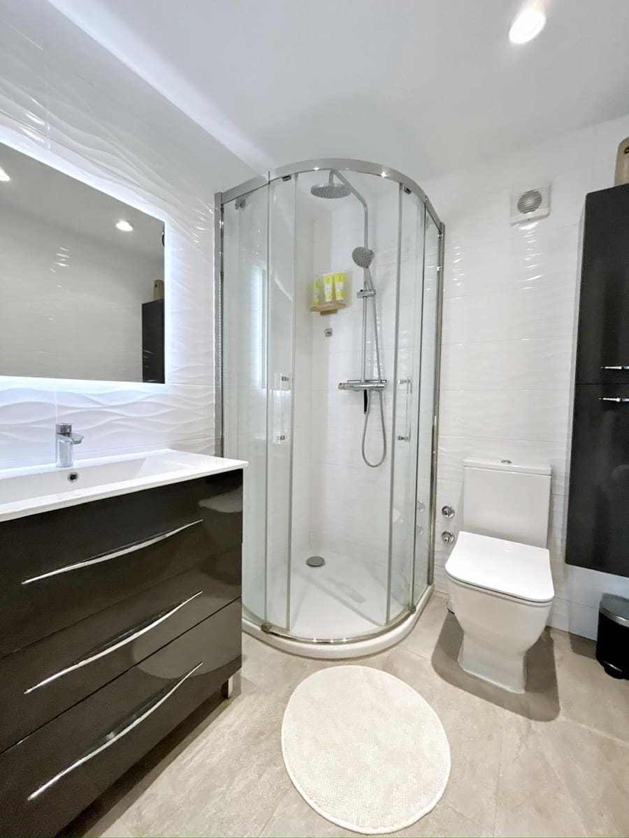 4 slaapkamer Villa te koop in Mijas Costa met zwembad - € 980.000 (Ref: 9701531)