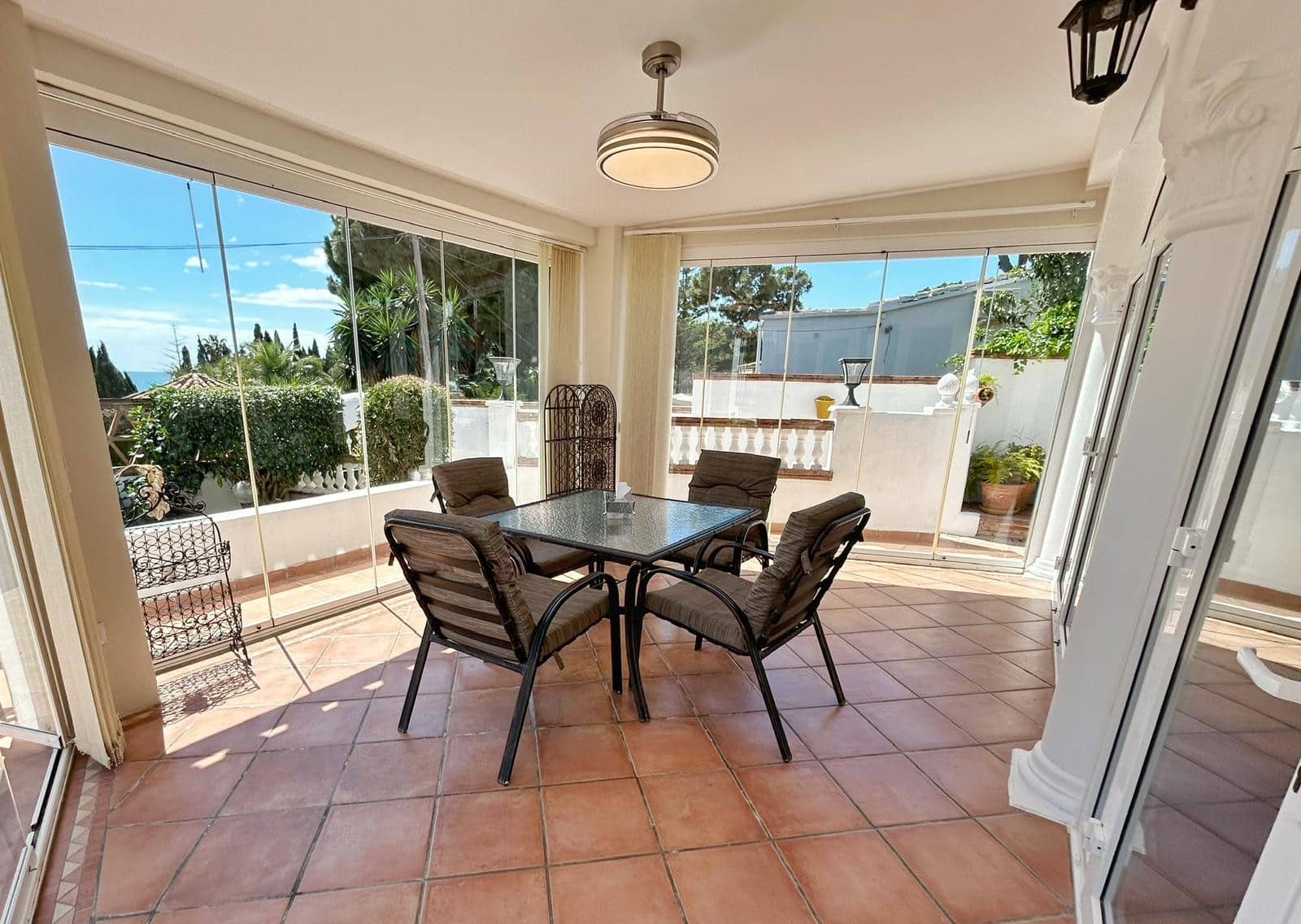 4 slaapkamer Villa te koop in Mijas Costa met zwembad - € 980.000 (Ref: 9701531)