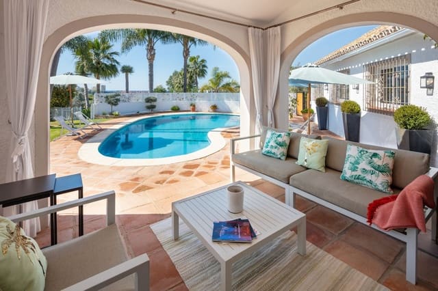 5 soveværelse Villa til salg i Marbella med swimmingpool - € 1.795.000 (Ref: 9701532)